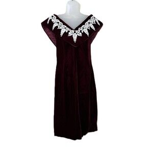 Handmade Women's Burgundy/Red Velvet Cocktail Dress V-Neck W/Lace Size Small
